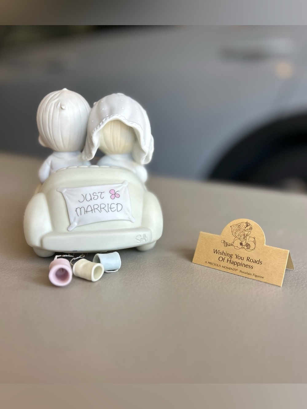 Precious Moments figurine - Wishing You Roads of Happiness (with box)